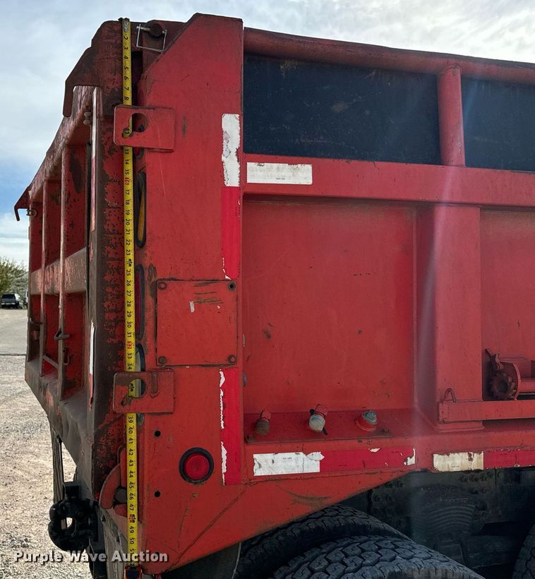 image for item MS9950 2001 Sterling LT7500 dump truck