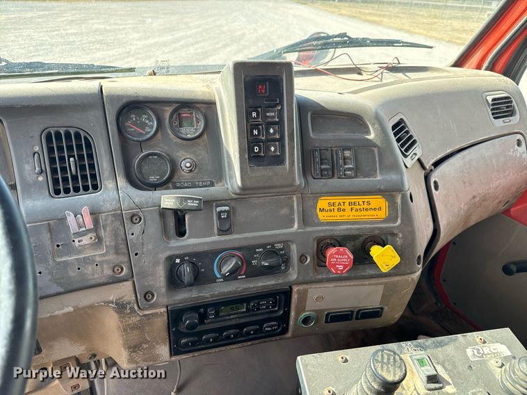 image for item MS9950 2001 Sterling LT7500 dump truck