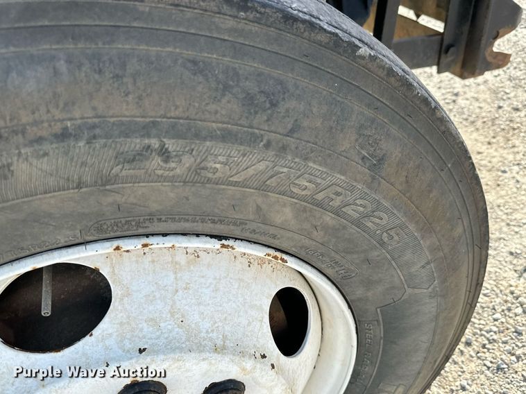 image for item MS9950 2001 Sterling LT7500 dump truck