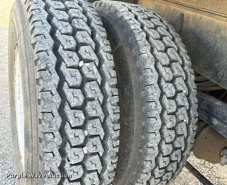 image for item MS9950 2001 Sterling LT7500 dump truck