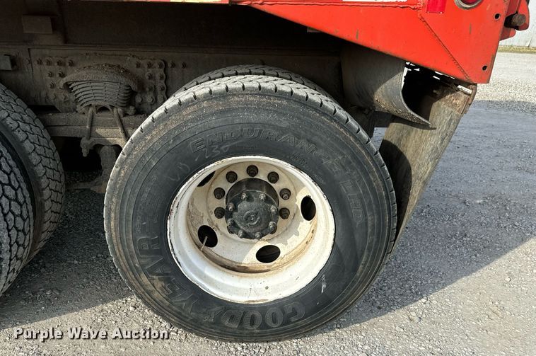 image for item MS9950 2001 Sterling LT7500 dump truck