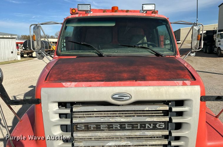 image for item MS9951 2001 Sterling LT7500 dump truck