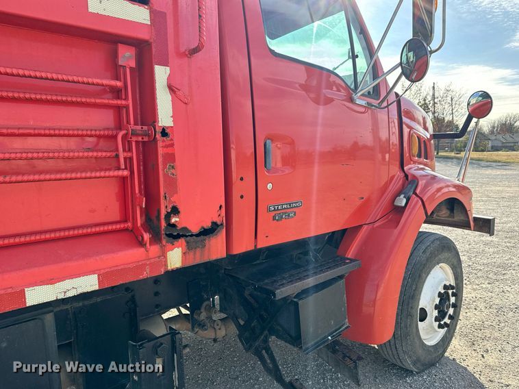 image for item MS9951 2001 Sterling LT7500 dump truck