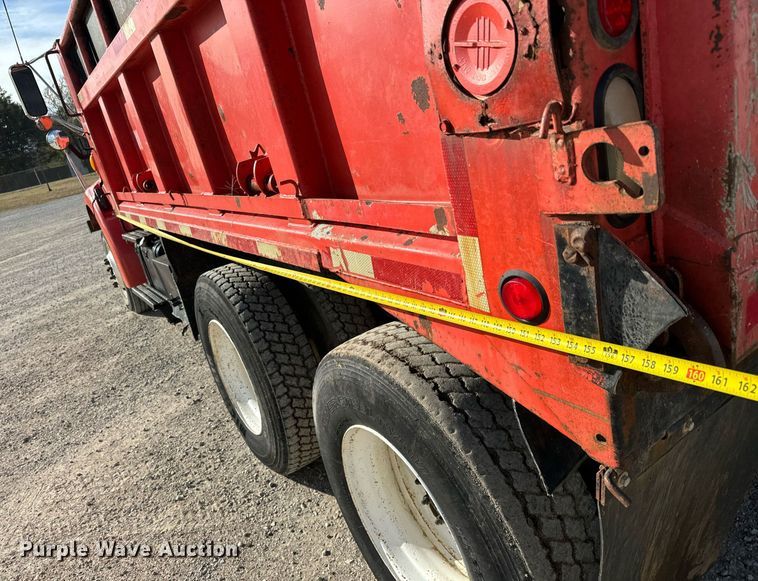 image for item MS9951 2001 Sterling LT7500 dump truck