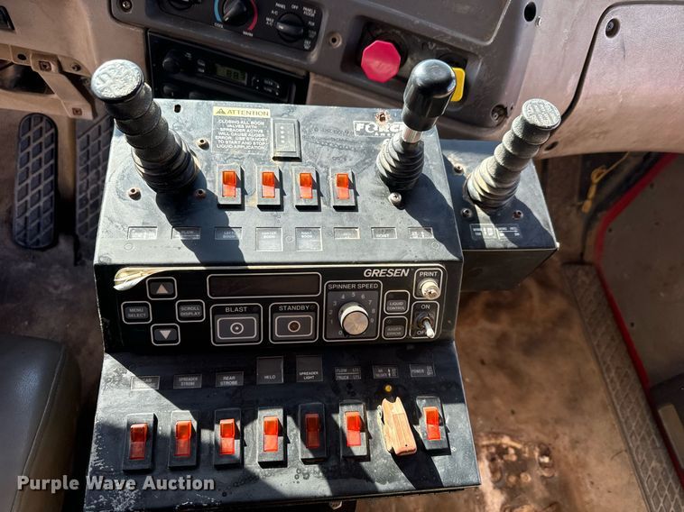 image for item MS9951 2001 Sterling LT7500 dump truck