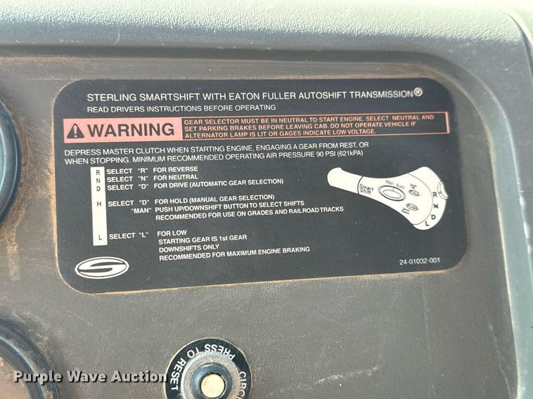 image for item MS9951 2001 Sterling LT7500 dump truck