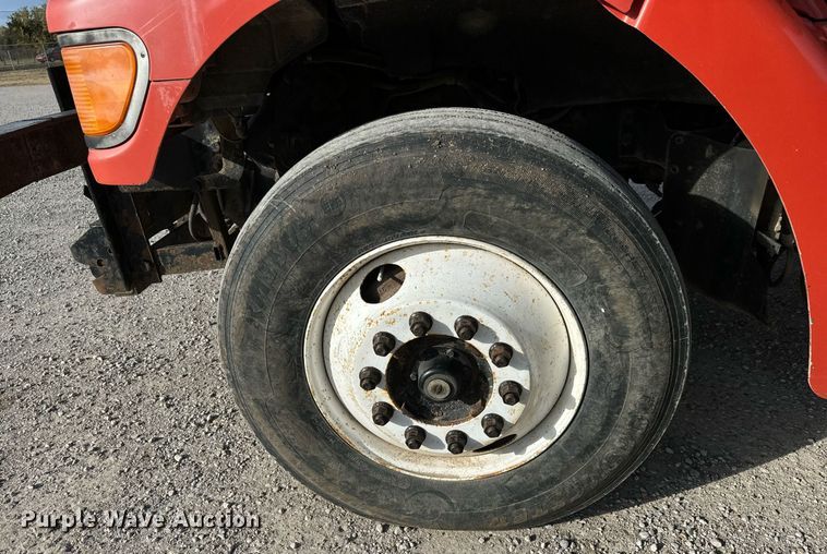 image for item MS9951 2001 Sterling LT7500 dump truck