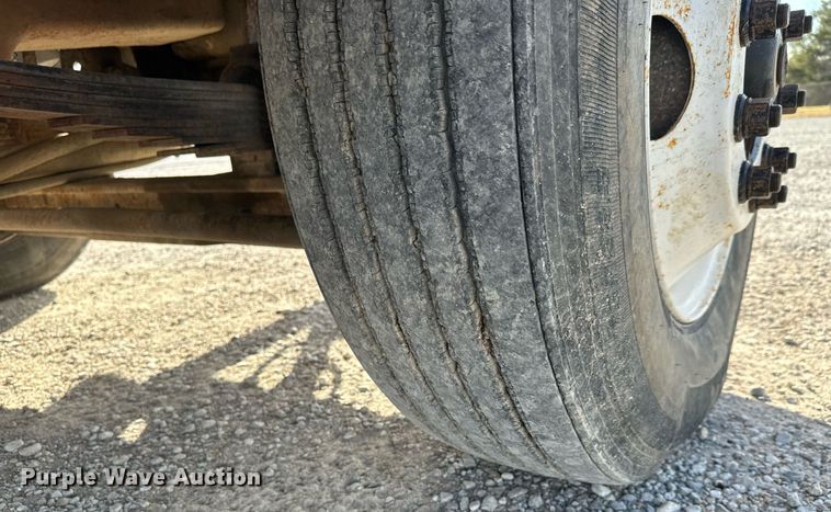 image for item MS9951 2001 Sterling LT7500 dump truck