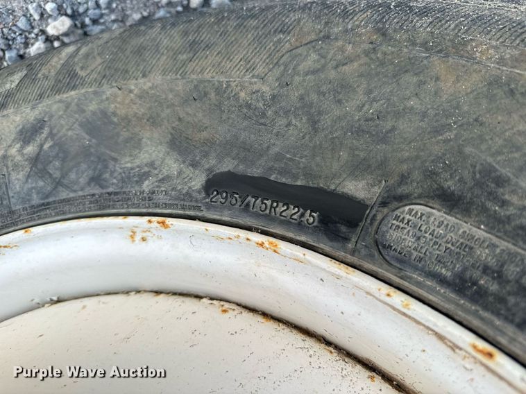 image for item MS9951 2001 Sterling LT7500 dump truck