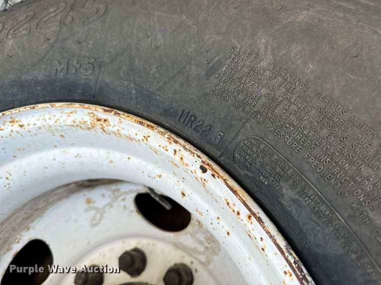 image for item MS9951 2001 Sterling LT7500 dump truck