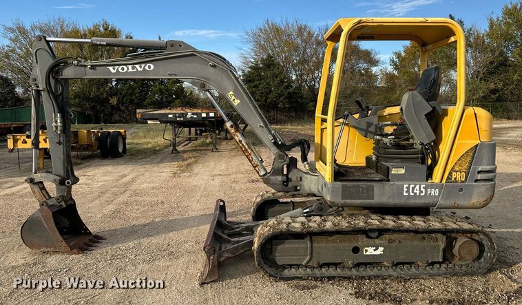 image for item MS9954 2006 Volvo 284 EC45 Pro mini excavator