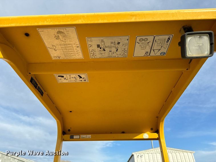 image for item MS9954 2006 Volvo 284 EC45 Pro mini excavator