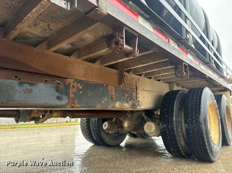 image for item MS9957 1998 International  2574 tank truck