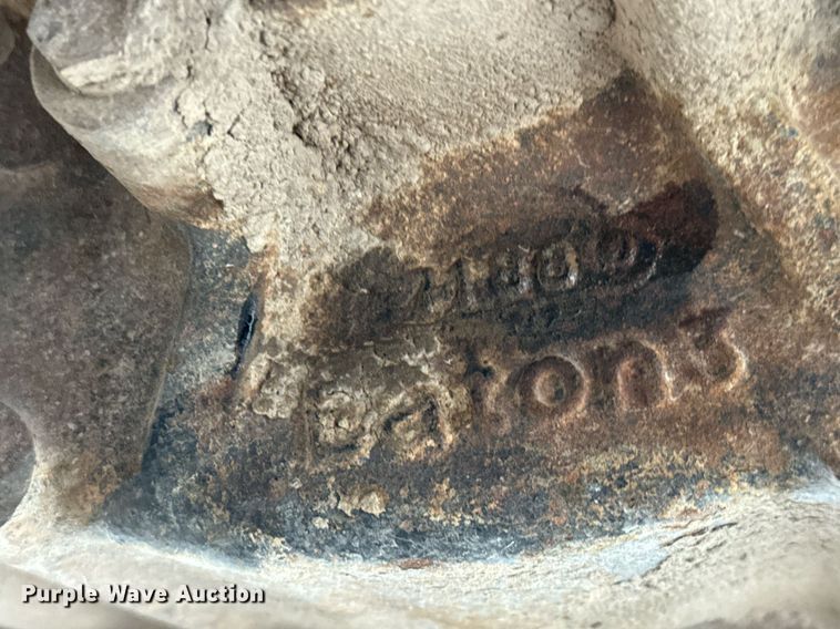 image for item MS9957 1998 International  2574 tank truck