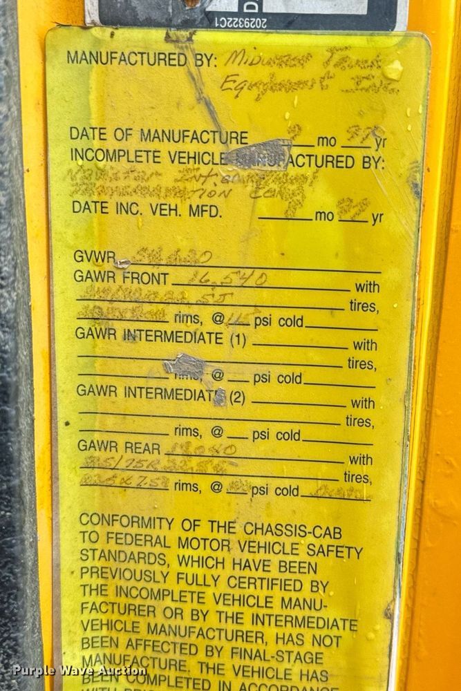 image for item MS9957 1998 International  2574 tank truck