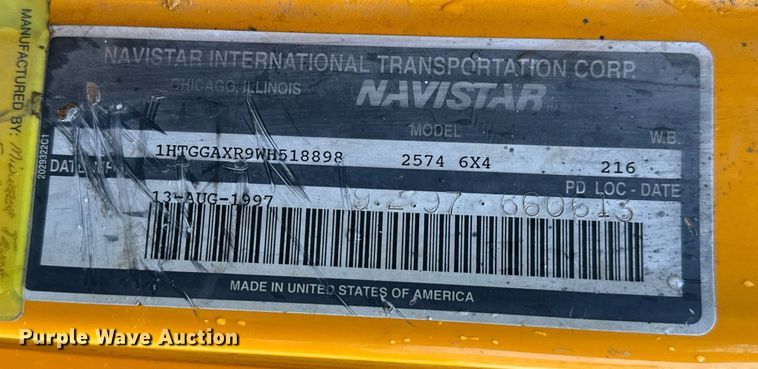 image for item MS9957 1998 International  2574 tank truck