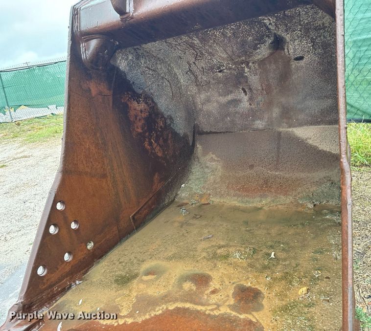 image for item MS9962 CF excavator bucket