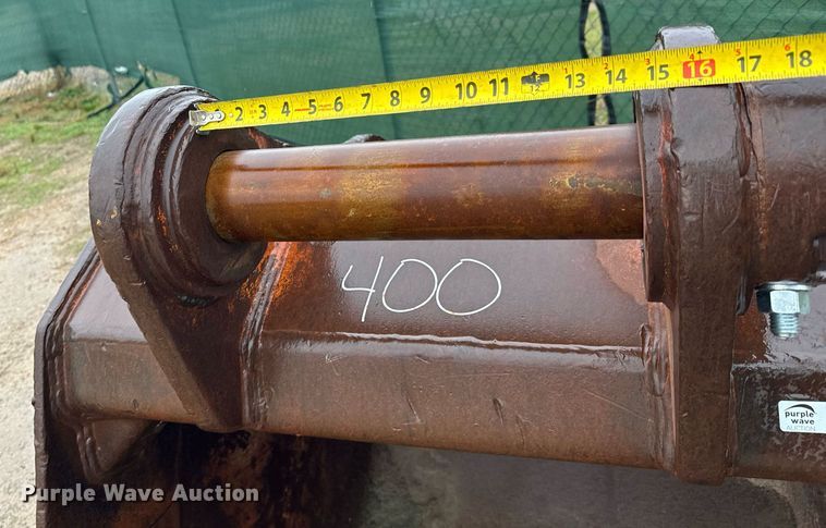 image for item MS9962 CF excavator bucket