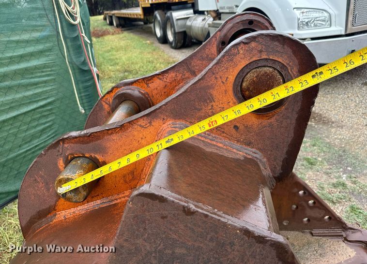 image for item MS9962 CF excavator bucket