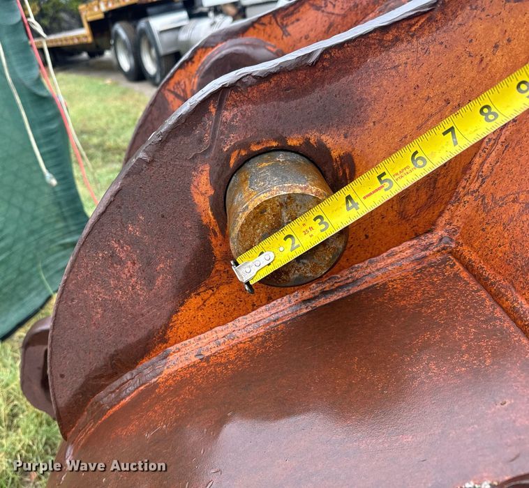 image for item MS9962 CF excavator bucket