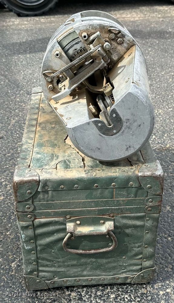 image for item NQ9060 Cable lasher