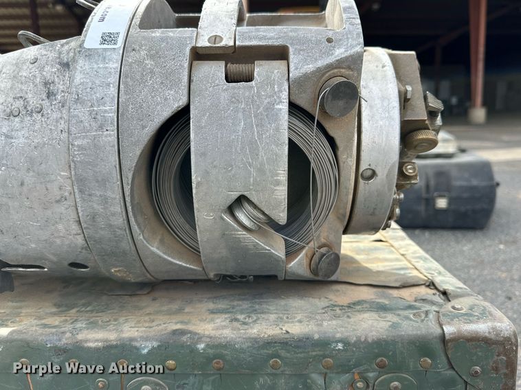 image for item NQ9060 Cable lasher