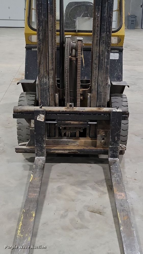 image for item OH9338 Yale GLP050TGNUAE084 forklift
