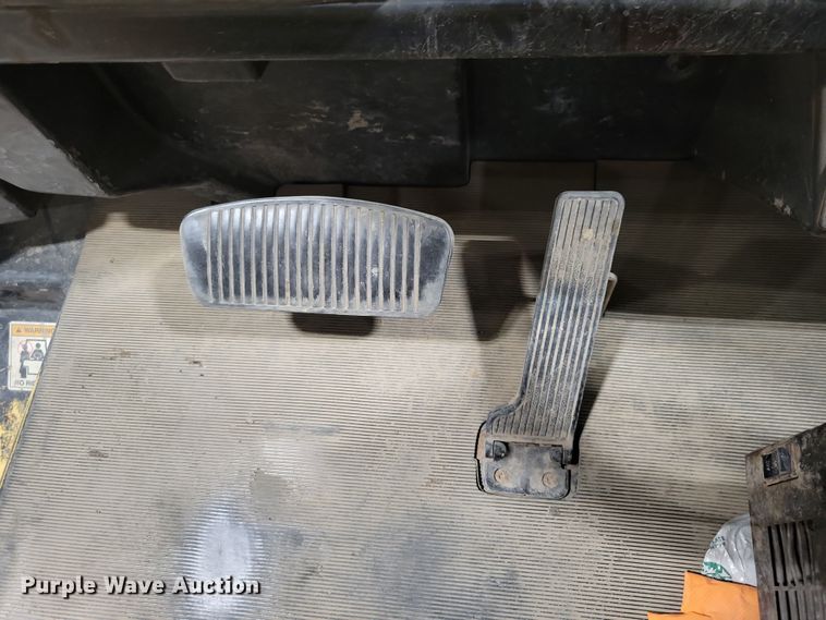 image for item OH9338 Yale GLP050TGNUAE084 forklift