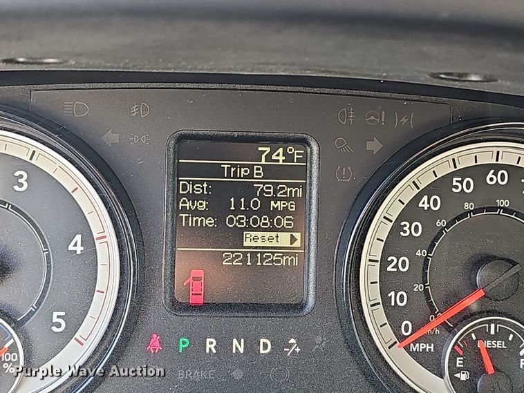 image for item OJ9027 2016 Dodge Ram 5500 truck cab and chassis