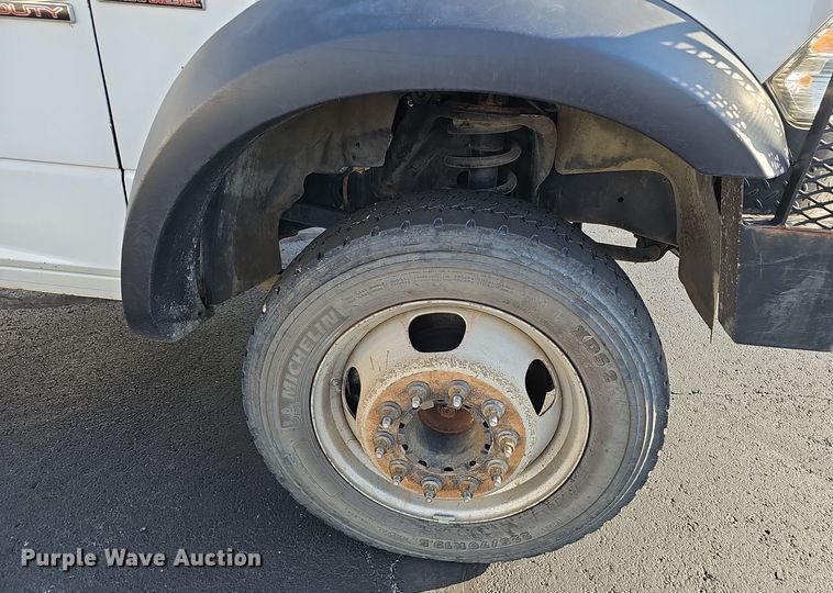 image for item OJ9027 2016 Dodge Ram 5500 truck cab and chassis