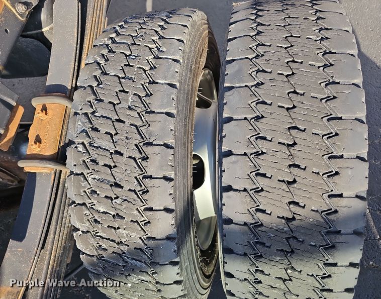 image for item OJ9027 2016 Dodge Ram 5500 truck cab and chassis