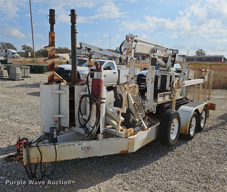 image for item OJ9032 2004 S.D.P. Manufacturing  mini digger derrick 