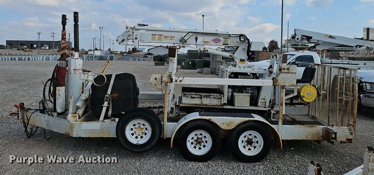 image for item OJ9032 2004 S.D.P. Manufacturing  mini digger derrick 