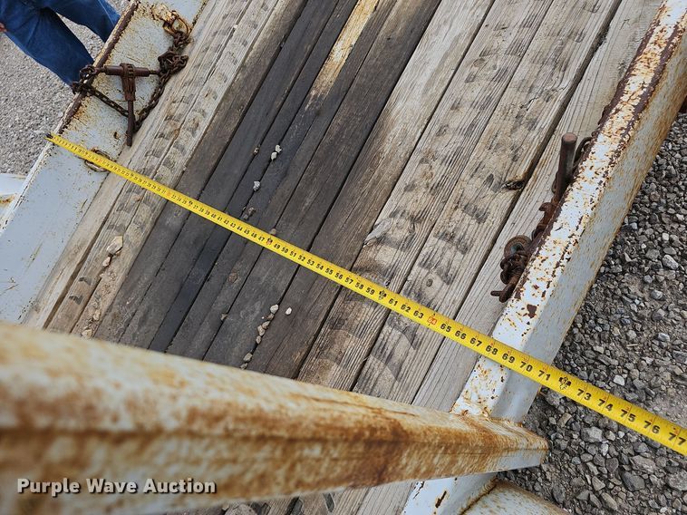 image for item OJ9032 2004 S.D.P. Manufacturing  mini digger derrick 