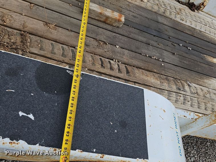 image for item OJ9032 2004 S.D.P. Manufacturing  mini digger derrick 