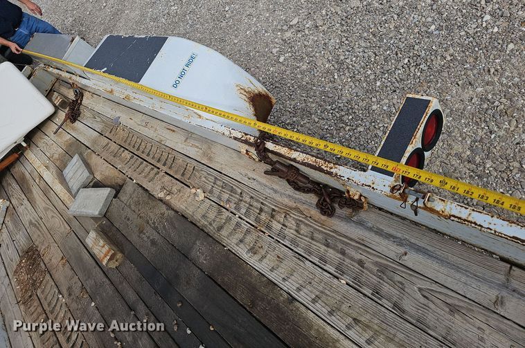 image for item OJ9032 2004 S.D.P. Manufacturing  mini digger derrick 