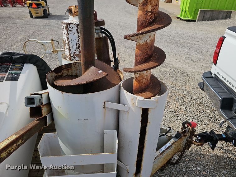 image for item OJ9032 2004 S.D.P. Manufacturing  mini digger derrick 