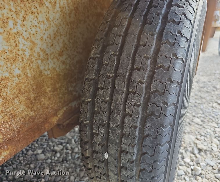 image for item OJ9032 2004 S.D.P. Manufacturing  mini digger derrick 