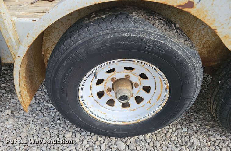 image for item OJ9032 2004 S.D.P. Manufacturing  mini digger derrick 