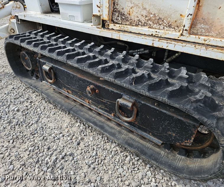 image for item OJ9032 2004 S.D.P. Manufacturing  mini digger derrick 