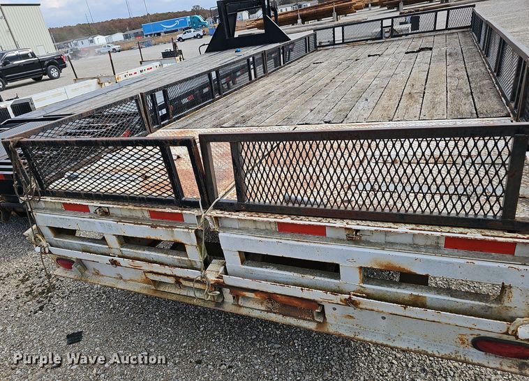 image for item OJ9041 1998 Bales Fabrication equipment trailer