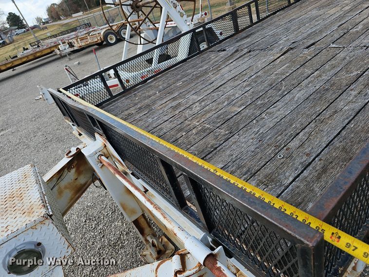 image for item OJ9041 1998 Bales Fabrication equipment trailer