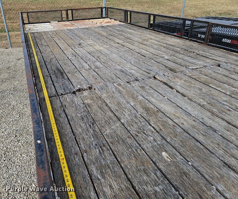 image for item OJ9041 1998 Bales Fabrication equipment trailer