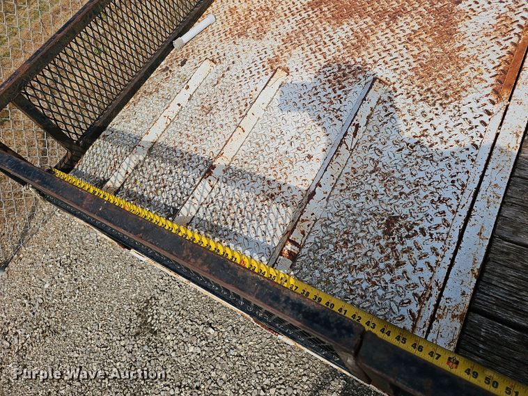 image for item OJ9041 1998 Bales Fabrication equipment trailer