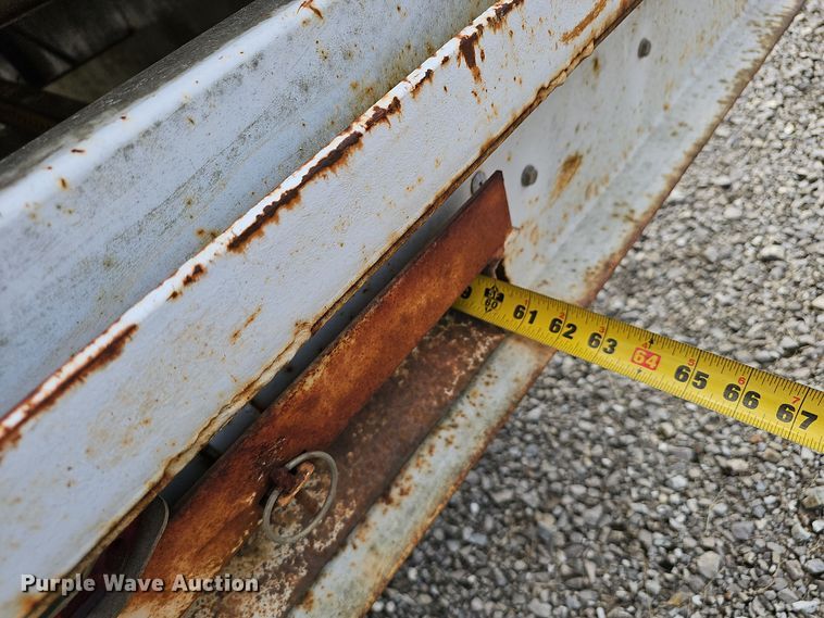 image for item OJ9041 1998 Bales Fabrication equipment trailer