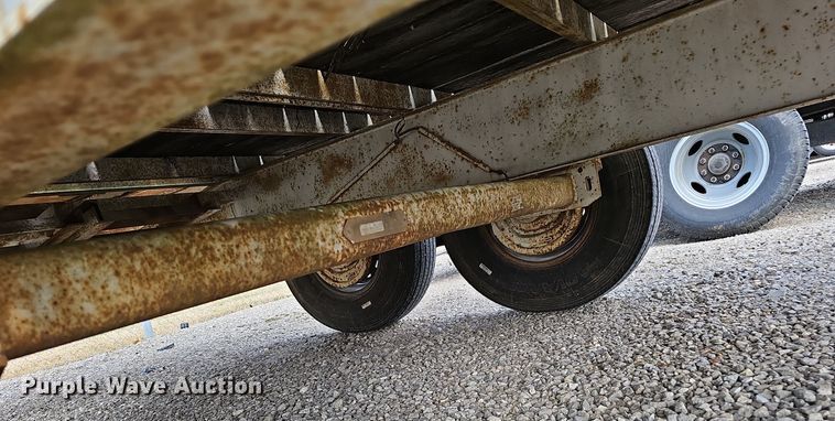 image for item OJ9041 1998 Bales Fabrication equipment trailer