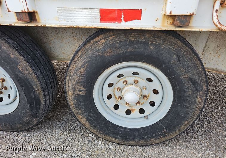 image for item OJ9041 1998 Bales Fabrication equipment trailer