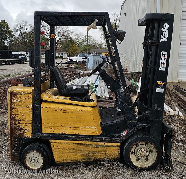 image for item OJ9054 Yale GLC060TGNUAE084 forklift