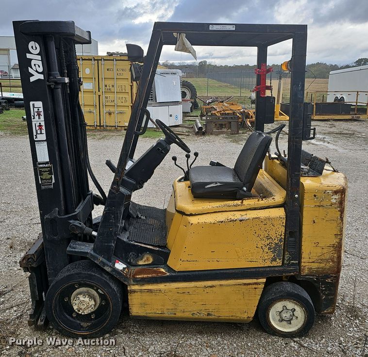 image for item OJ9054 Yale GLC060TGNUAE084 forklift