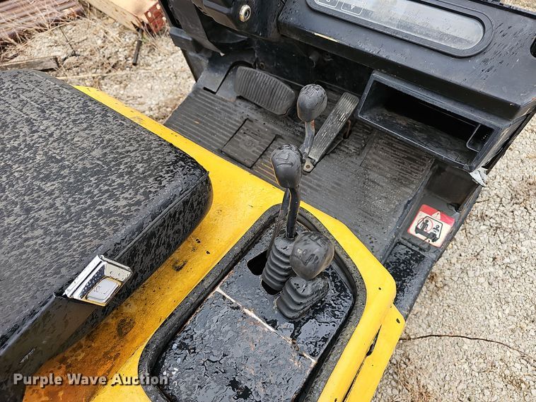 image for item OJ9054 Yale GLC060TGNUAE084 forklift